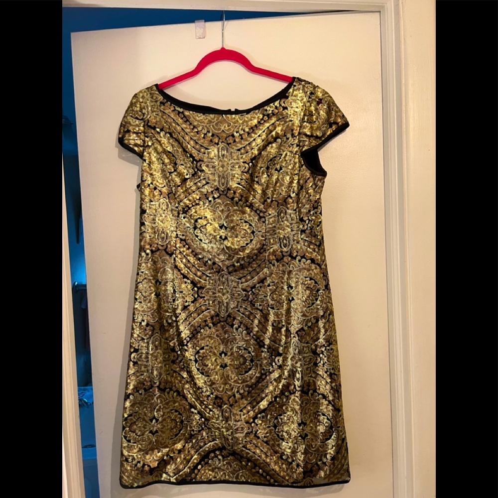 ADRIANNA PAPELL METALLIC SEQUINED SHORT SLEEVE DRESS SIZE 14
